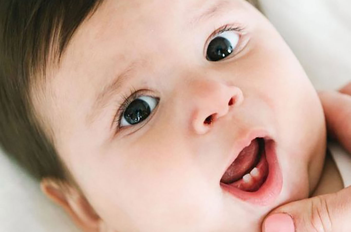 سن دندان در آوردن نوزاد